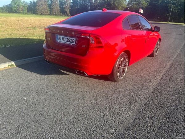 Volvo S60 Saloon, Diesel, 2015, Red