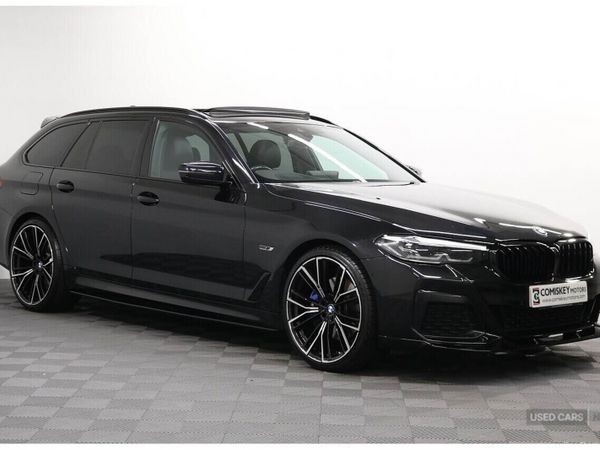 BMW 5-Series Estate, Petrol Hybrid, 2023, Black