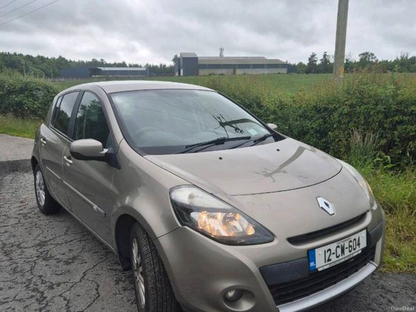Renault Clio Hatchback, Ethanol Petrol, 2012, Gold