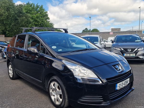 Peugeot 5008 MPV, Diesel, 2012, Black