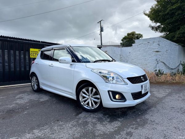 Suzuki Swift Hatchback, Petrol, 2013, White