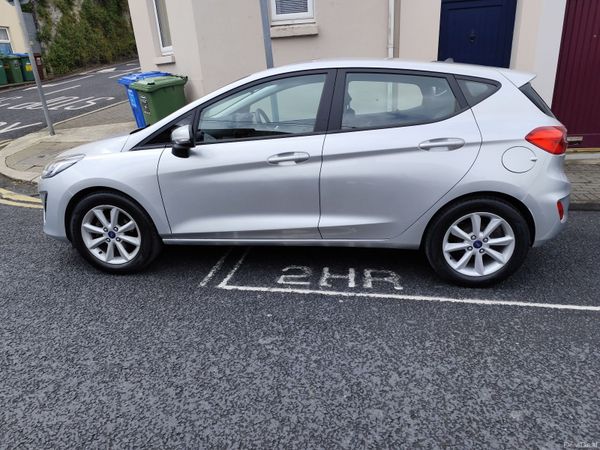 Ford Fiesta Hatchback, Petrol, 2018, Grey