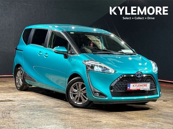 Toyota Sienta MPV, Petrol Hybrid, 2021, Green