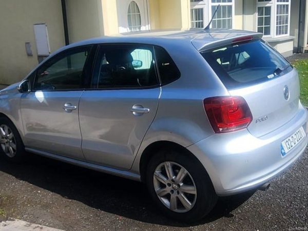 Volkswagen Polo Hatchback, Petrol, 2013, Silver