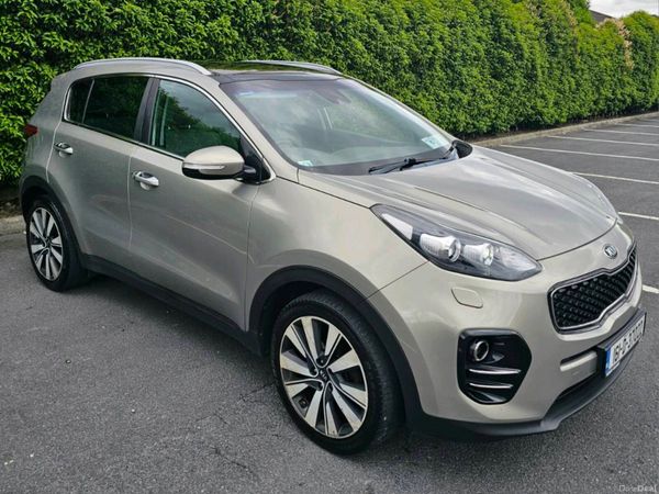 Kia Sportage SUV, Diesel, 2016, Silver