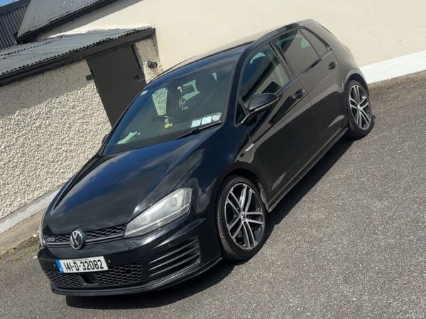 Volkswagen Golf Hatchback, Diesel, 2014, Black