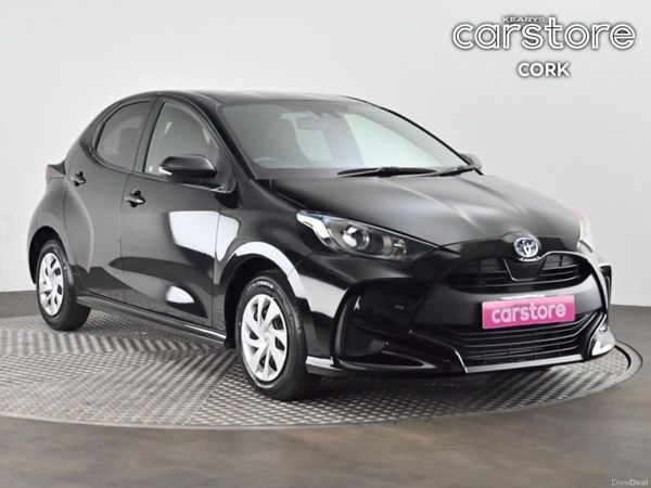 Toyota Yaris Hatchback, Petrol, 2023, Black