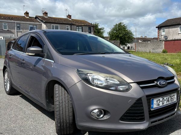 Ford Focus Hatchback, Diesel, 2012, Brown