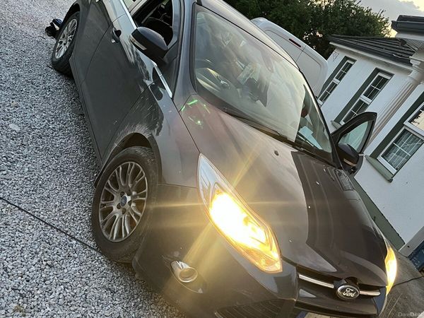 Ford Focus Hatchback, Diesel, 2011, Grey