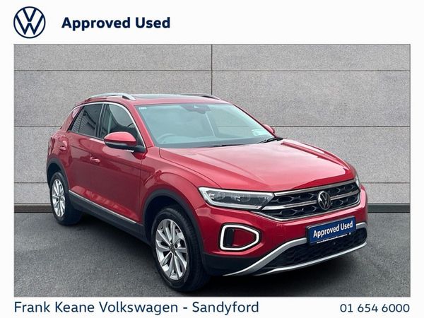 Volkswagen T-Roc SUV, Petrol, 2023, Red