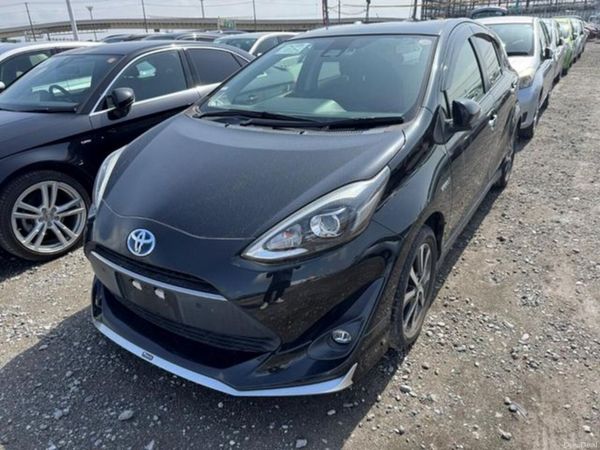 Toyota Aqua Hatchback, Petrol Hybrid, 2018, Black
