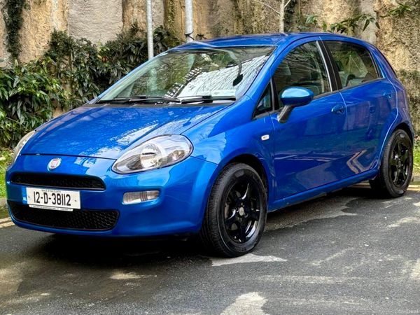 Fiat Punto Hatchback, Petrol, 2012, Blue