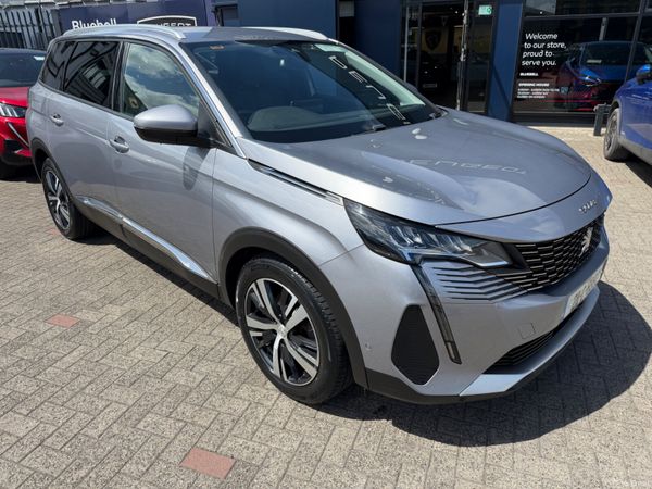 Peugeot 5008 MPV, Diesel, 2021, Grey