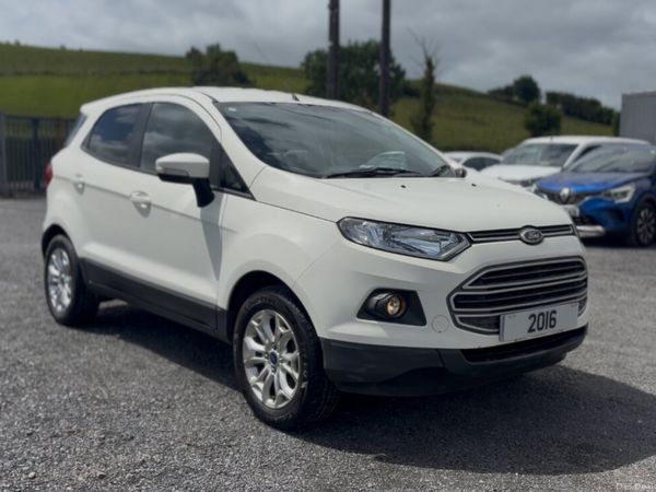 Ford EcoSport SUV, Petrol, 2016, White