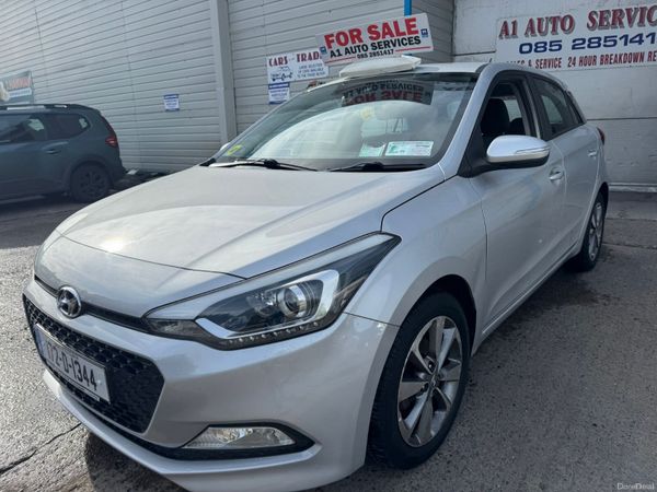 Hyundai i20 Hatchback, Petrol, 2017, Grey