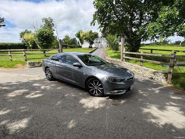 Vauxhall Insignia Hatchback, Diesel, 2018, Grey
