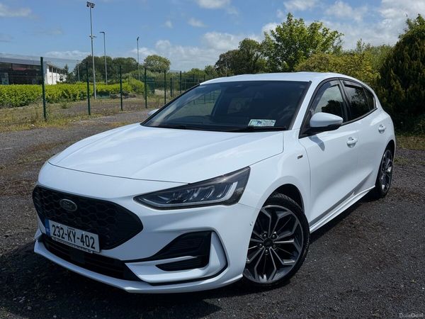 Ford Focus Hatchback, Petrol, 2023, White