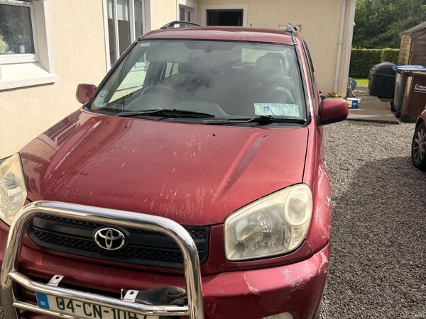Toyota RAV4 SUV, Petrol, 2004, Red
