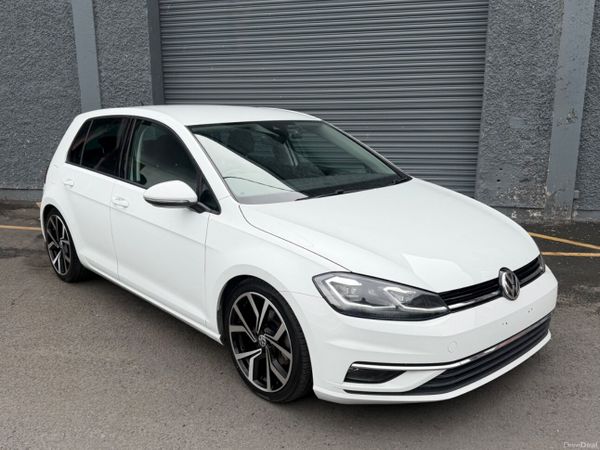 Volkswagen Golf Hatchback, Petrol, 2017, White