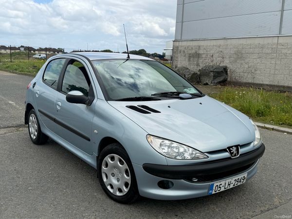 Peugeot 206 Hatchback, Petrol, 2005, Grey