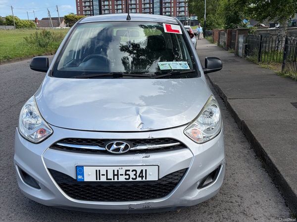 Hyundai i10 Hatchback, Petrol, 2011, Silver