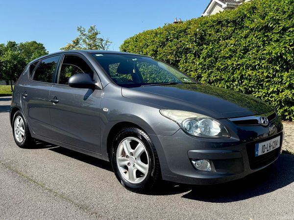 Hyundai i30 Hatchback, Petrol, 2010, Grey
