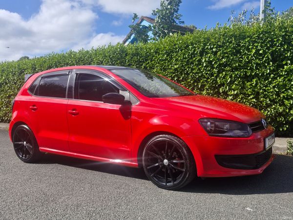 Volkswagen Polo Hatchback, Petrol, 2012, Red