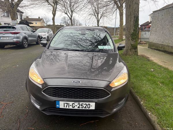 Ford Focus Hatchback, Diesel, 2017, Grey