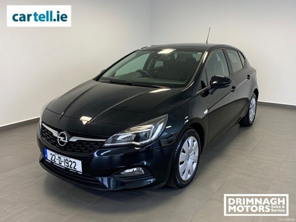 Opel Astra Hatchback, Diesel, 2021, Black