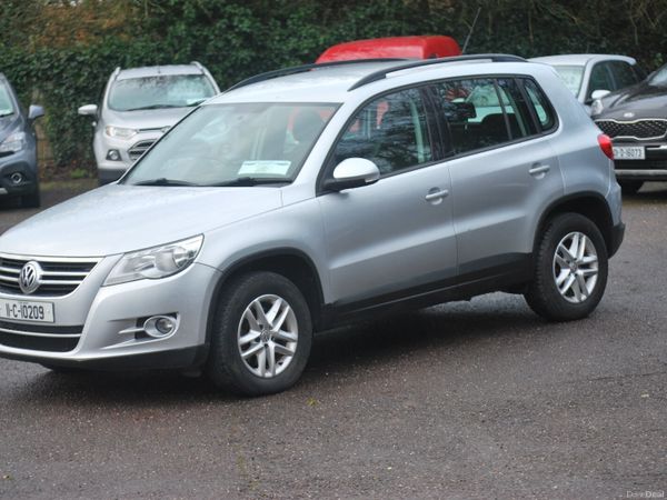 Volkswagen Tiguan SUV, Diesel, 2011, Silver