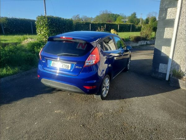 Ford Fiesta Hatchback, Petrol, 2016, Blue