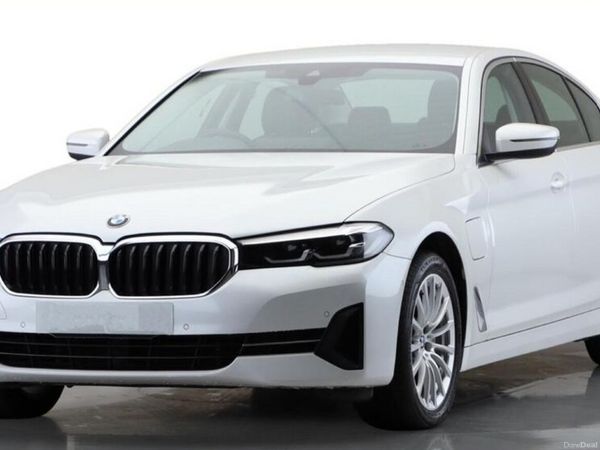 BMW 5-Series Saloon, Petrol Plug-in Hybrid, 2020, White