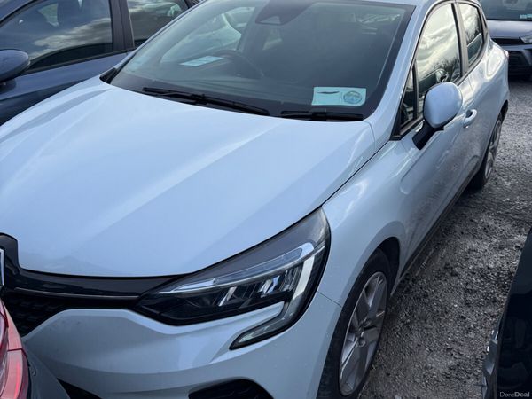 Renault Clio Hatchback, Petrol, 2022, White