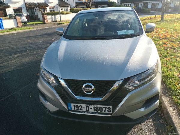 Nissan Qashqai MPV, Diesel, 2019, Grey