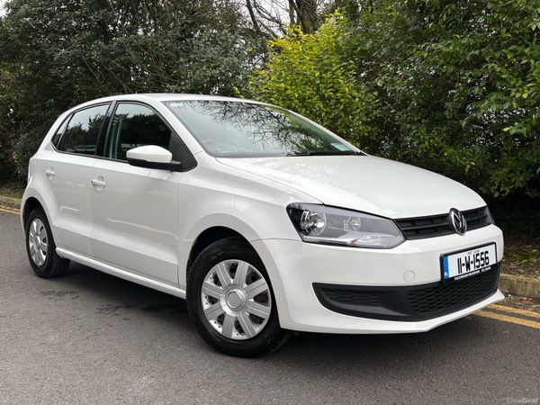 Volkswagen Polo Hatchback, Petrol, 2011, White