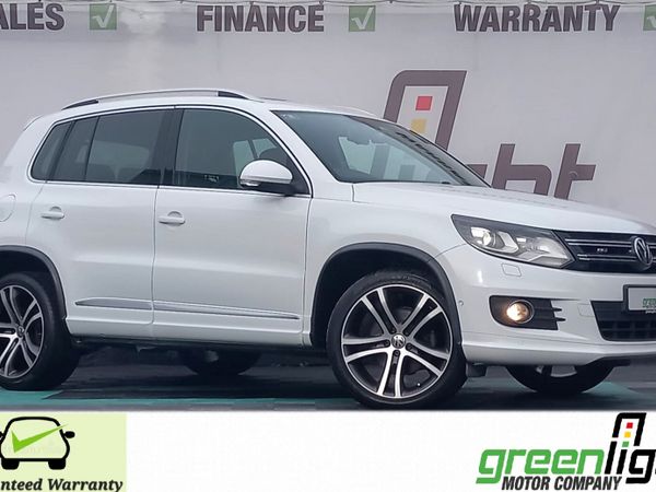 Volkswagen Tiguan SUV, Petrol, 2016, White