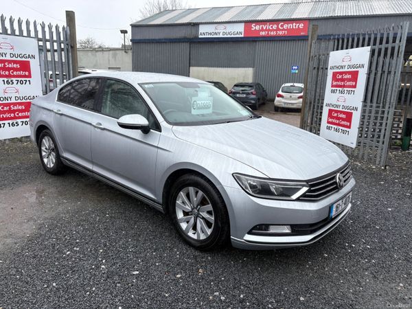 Volkswagen Passat Saloon, Diesel, 2016, Silver