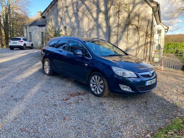 Vauxhall Astra Estate, Diesel, 2011, Blue
