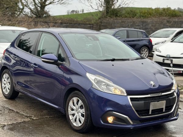 Peugeot 208 Hatchback, Petrol, 2016, Blue