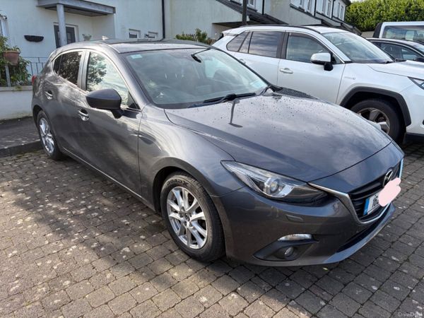Mazda Mazda3 Hatchback, Diesel, 2016, Grey