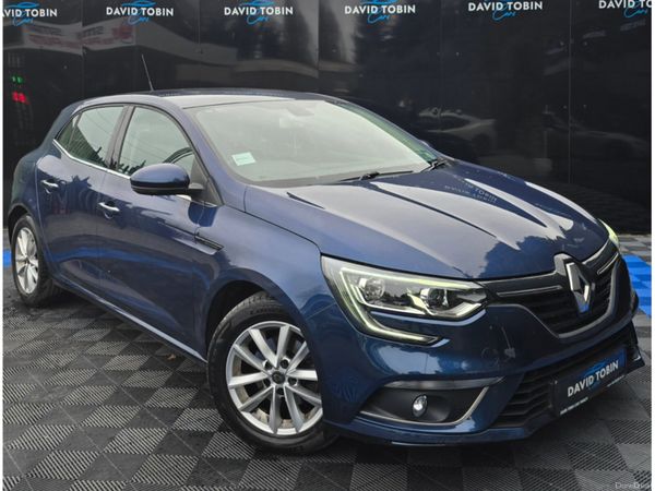 Renault Megane Hatchback, Diesel, 2021, Blue