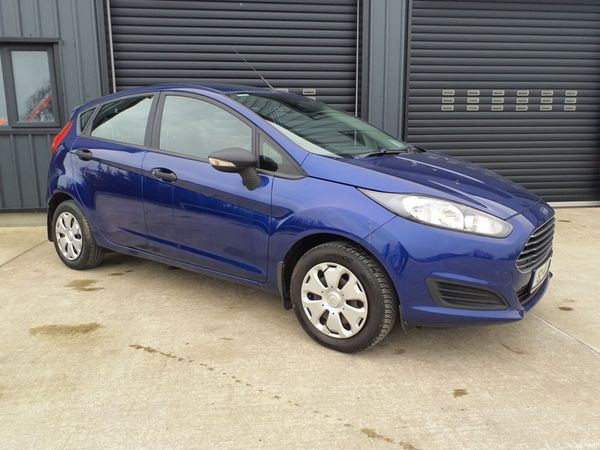 Ford Fiesta Hatchback, Petrol, 2015, Blue