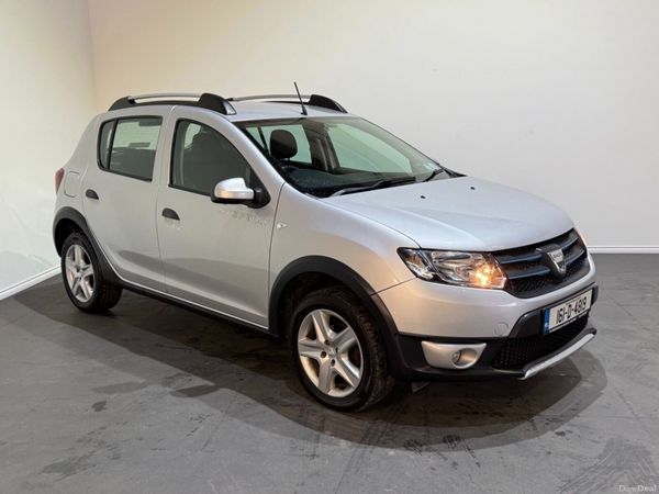 Dacia Sandero Stepway Hatchback, Diesel, 2016, Silver