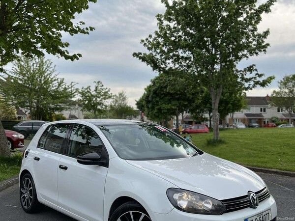 Volkswagen Golf Hatchback, Petrol, 2012, White