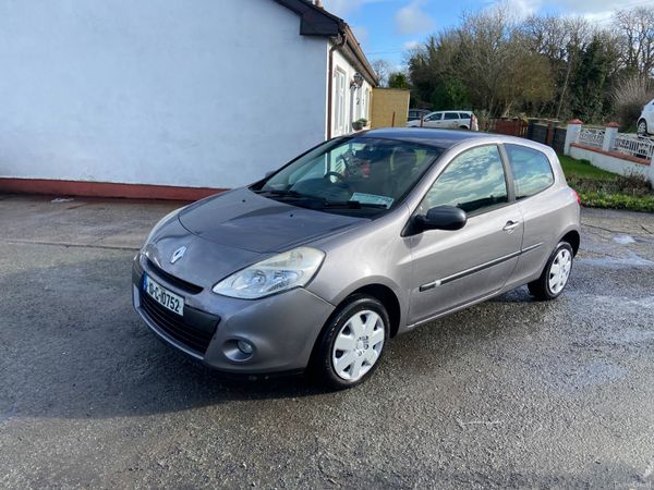 Renault Clio Hatchback, Ethanol Petrol, 2010, Grey