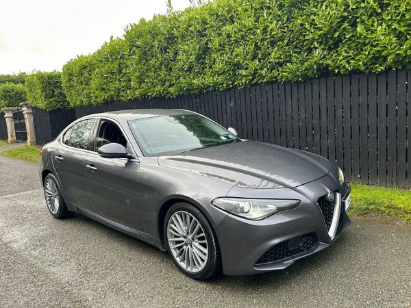 Alfa Romeo Giulia Saloon, Diesel, 2017, Grey