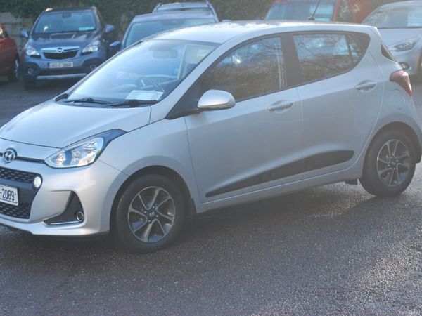 Hyundai i10 Hatchback, Petrol, 2018, Grey