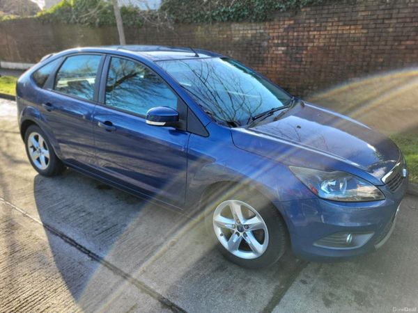 Ford Focus Hatchback, Petrol, 2009, Blue