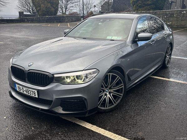 BMW 5-Series Saloon, Diesel, 2019, Blue