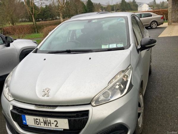 Peugeot 208 Hatchback, Diesel, 2016, Grey